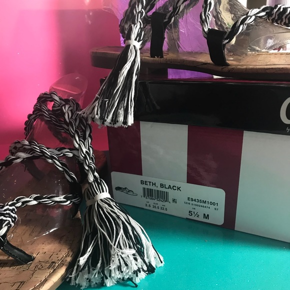 Circus by Sam Edelman sandals - Picture 5 of 7